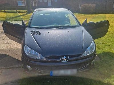 Gebraucht Peugeot 206 CC 109 PS (80 kW) 2005 Schwarz Cabrio