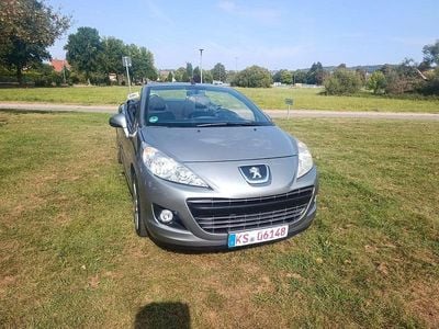 Gebraucht Peugeot 207 CC Active 120 PS (88 kW) 2013 Grau Cabrio