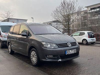 Gebraucht VW Sharan Highline 140 PS (102 kW) 2012 Grau Van / Kleinbus