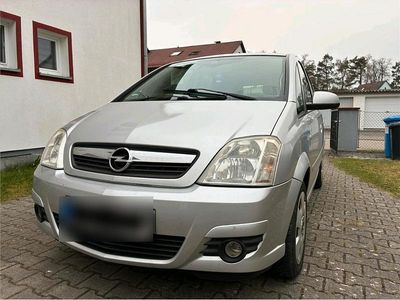Gebraucht Opel Meriva 105 PS (77 kW) 2008 Silber Van / Kleinbus