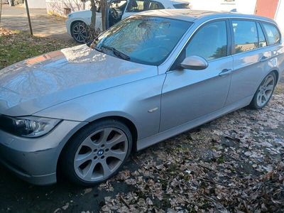 gebraucht BMW 330 d Automatic Kombi Vollausststung