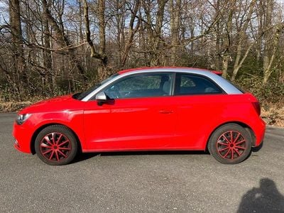 Usata Audi A1 Attraction 86 CV (63 kW) 2011 Rosso Utilitaria