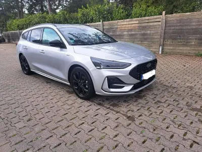 Gebraucht Ford Focus ST-Line X 155 PS (114 kW) 2024 Silber Kombi
