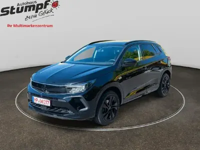 Gebraucht Opel Grandland X GS Line 131 PS (96 kW) 2022 Diamant schwarz/karbon schwarz SUV