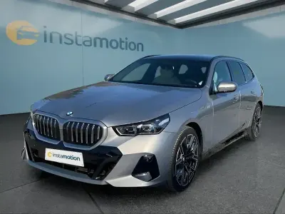 Gebraucht BMW 520 197 PS (144 kW) 2024 Grau Limousine
