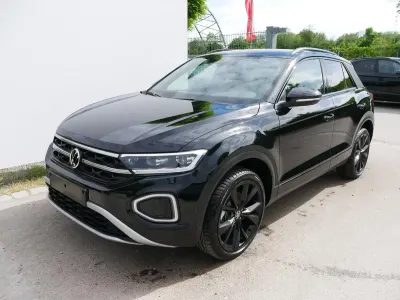 Neu VW T-Roc Style 150 PS (110 kW) 2025 Deepblack perleffekt SUV