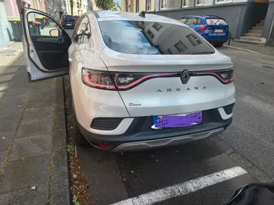 Gebraucht Renault Arkana Techno 140 PS (102 kW) 2024 Weiß SUV