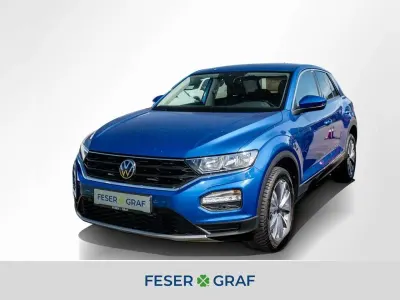 Second-hand VW T-Roc Style 110 CP (80 kW) 2021 Albastru SUV
