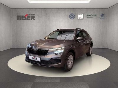 Neu Skoda Kamiq Essence 116 PS (85 kW) 2025 Grau SUV