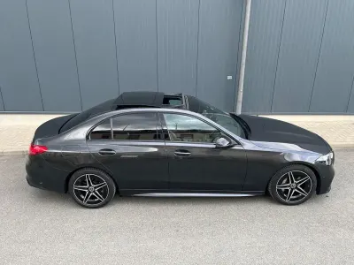 Gebraucht Mercedes C200 AMG 204 PS (150 kW) 2022 Graphitgraumetallic Limousine