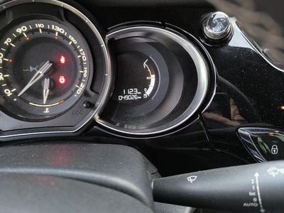 Gebraucht DS Automobiles DS3 So Chic 82 PS (60 kW) 2017 Grau Kleinwagen