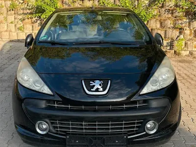 Gebraucht Peugeot 207 CC Roland Garros 119 PS (87 kW) 2008 Schwarz Cabrio