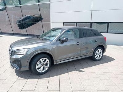 Gebraucht Audi Q2 S-Line 150 PS (110 kW) 2024 Grau SUV