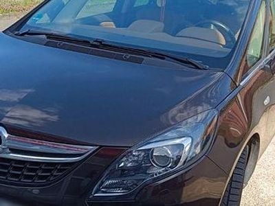 Usata Opel Zafira Tourer 165 CV (121 kW) 2012 Marrone Monovolume