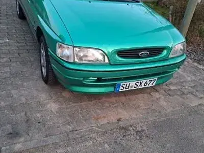 Gebraucht Ford Escort Cabriolet 90 PS (66 kW) 1993 Grün Cabrio