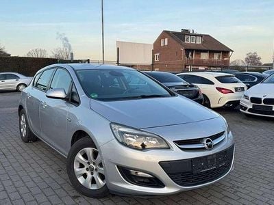 Gebraucht Opel Astra Edition 110 PS (80 kW) 2014 Grau Limousine