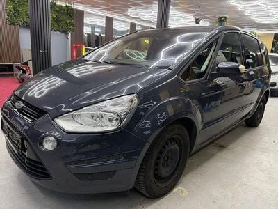 Usata Ford S-MAX Titanium 136 CV (100 kW) 2010 Blu Monovolume