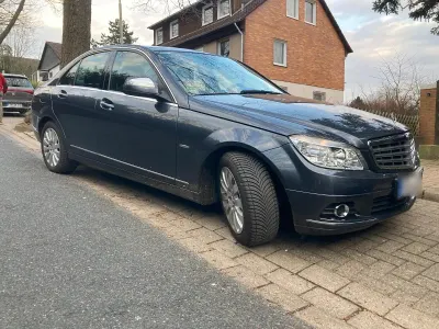 Gebraucht Mercedes C180 156 PS (114 kW) 2008 Grau Limousine