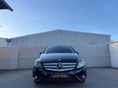 Usata Mercedes B180 122 CV (89 kW) 2013 Nero Monovolume