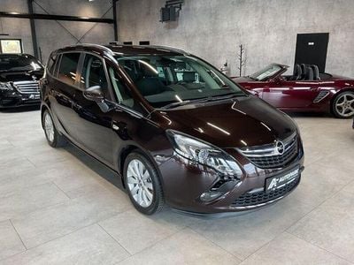 Usata Opel Zafira Tourer Style 170 CV (125 kW) 2015 Marrone Monovolume