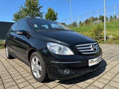 Gebraucht Mercedes B200 136 PS (100 kW) 2006 Schwarz Van / Kleinbus