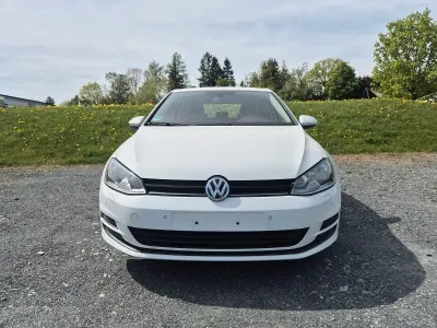 Gebraucht VW Golf VII 110 PS (80 kW) 2014 Weiß Limousine