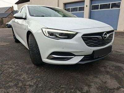 Gebraucht Opel Insignia Innovation 170 PS (125 kW) 2018 Weiß Kombi