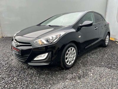 gebraucht Hyundai i30 * 100PS * 1-Hand * Scheckheft * 5T * Klima*