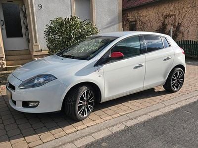 Gebraucht Fiat Bravo Street 120 PS (88 kW) 2014 Weiß Kleinwagen