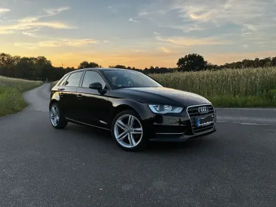 Gebraucht Audi A3 Attraction 105 PS (77 kW) 2013 Schwarz Limousine