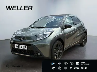 Gebraucht Toyota Aygo X Style 72 PS (52 kW) 2023 Gruen SUV