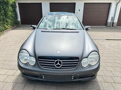 Mercedes C230