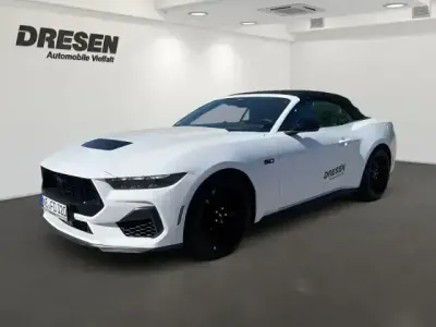 Gebraucht Ford Mustang Convertible 446 PS (328 kW) 2026 Weiss Cabrio