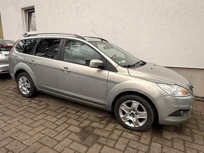 Gebraucht Ford Focus 2010 Grau Kombi