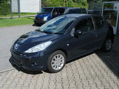 Gebraucht Peugeot 206 75 PS (55 kW) 2009 Hurricane grau Limousine