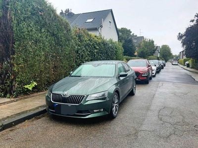 Gebraucht Skoda Superb LAURIN & KLEMENT 150 PS (110 kW) 2019 Grün Limousine