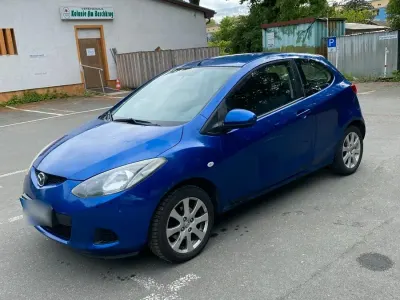 Gebraucht Mazda 2 68 PS (50 kW) 2010 Blau Kleinwagen