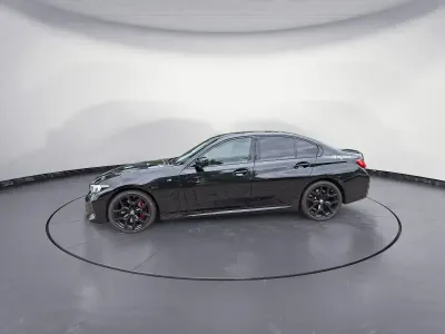 Gebraucht BMW 320 M Sport 190 PS (139 kW) 2025 Saphirschwarz metallic Limousine