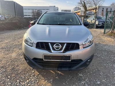 Silber Gebraucht 2014 Nissan Qashqai Visia SUV | 6.999 €