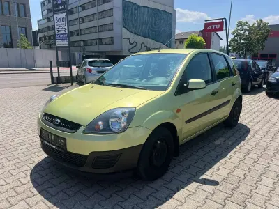 Gebraucht Ford Fiesta 69 PS (50 kW) 2006 Exoticgelb metallic Kleinwagen