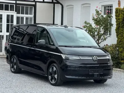 Gebraucht VW Multivan Style 150 PS (110 kW) 2025 Schwarz Van / Kleinbus