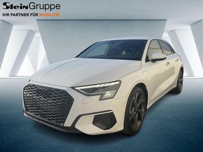 Weiß Gebraucht 2022 Audi A3 Ambiente Limousine | 25.770 € (Etwas zu teuer)