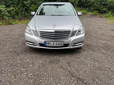 Mercedes E200