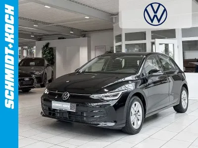Gebraucht VW Golf VIII Life 116 PS (85 kW) 2024 Schwarz Limousine