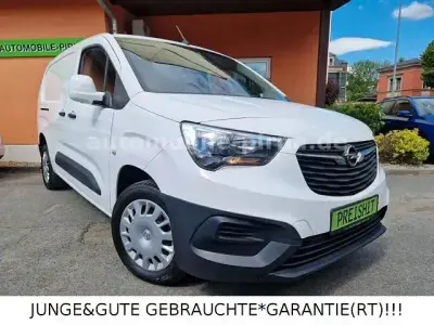 Gebraucht Opel Combo 102 PS (75 kW) 2020 Weiß Van / Kleinbus