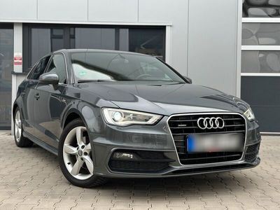 gebraucht Audi A3 Sportback 2.0 TDI 3x S Line Navi MMI Xenon PDC Alcantara