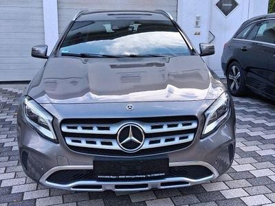 Mercedes GLA180