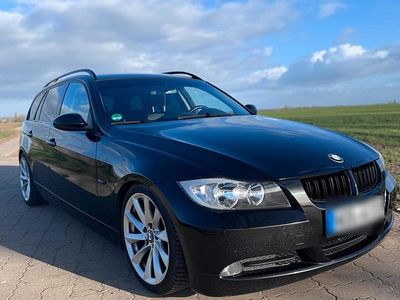 Gebraucht BMW 320 163 PS (119 kW) 2006 Schwarz Kombi