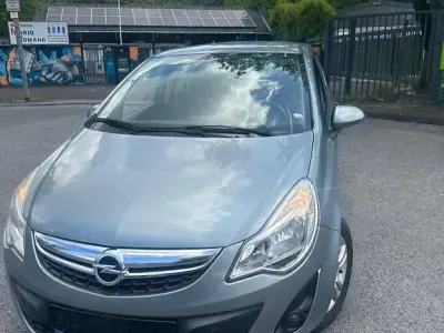 Gebraucht Opel Corsa Active 86 PS (63 kW) 2013 Grau Kleinwagen