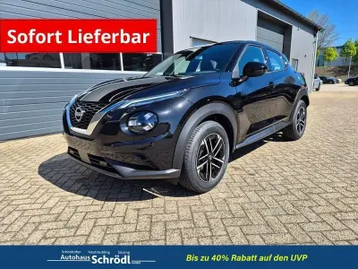 Neu Nissan Juke N-Connecta 114 PS (83 kW) 2026 Pearl black SUV
